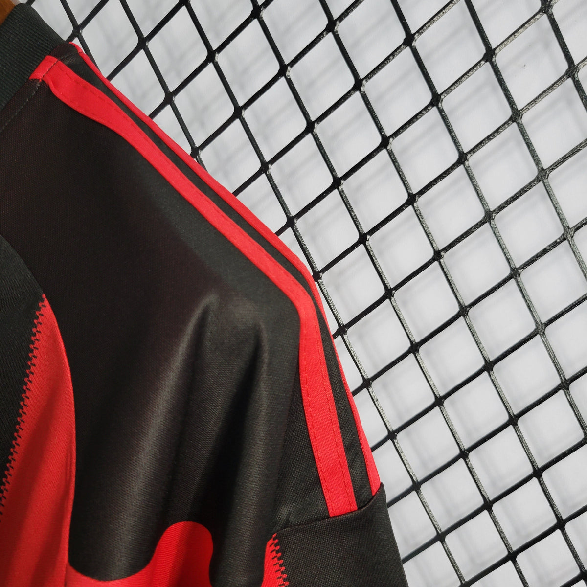 Camisa Titular do Milan 10/11 - Versão Retrô