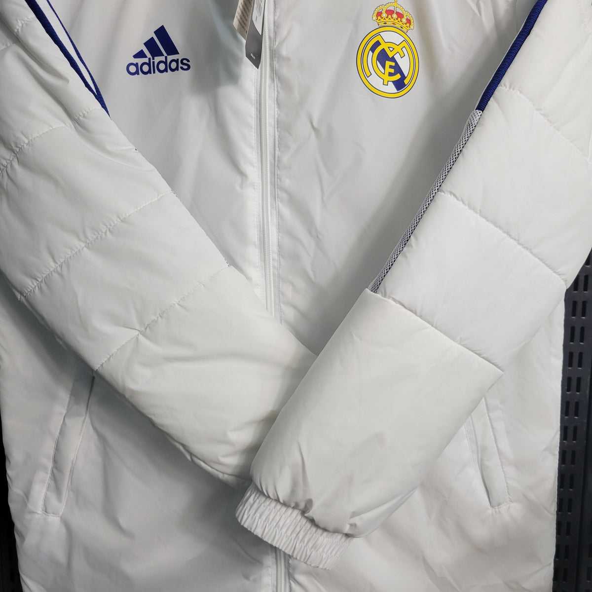 Jaqueta Bobojaco Real Madrid 23/24 Adidas