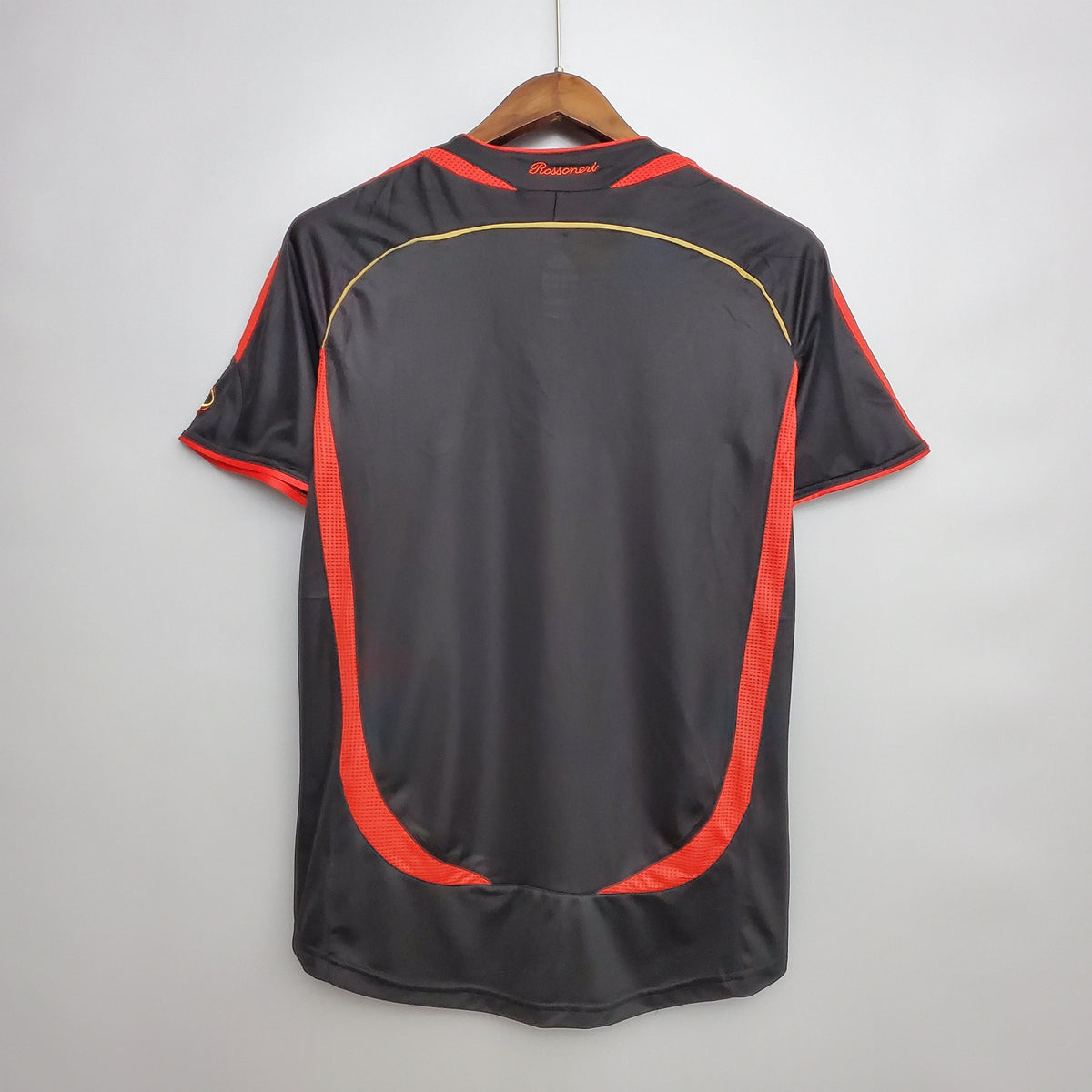 Camisa Reserva do Milan 06/07 - Versão Retrô