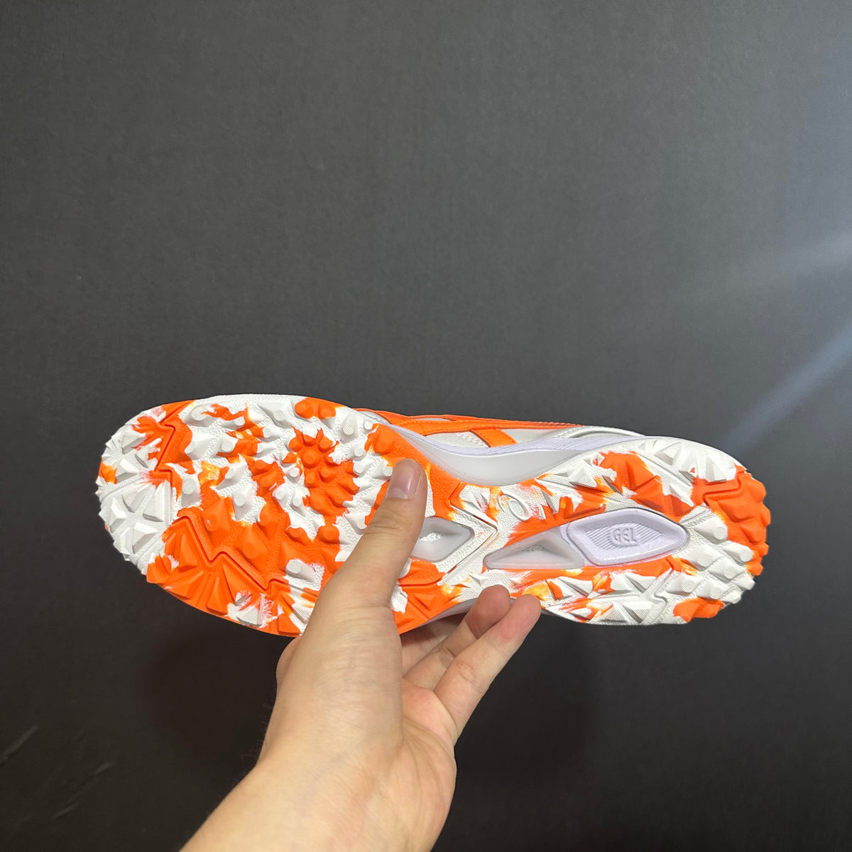 Asics Japão - Sociedade