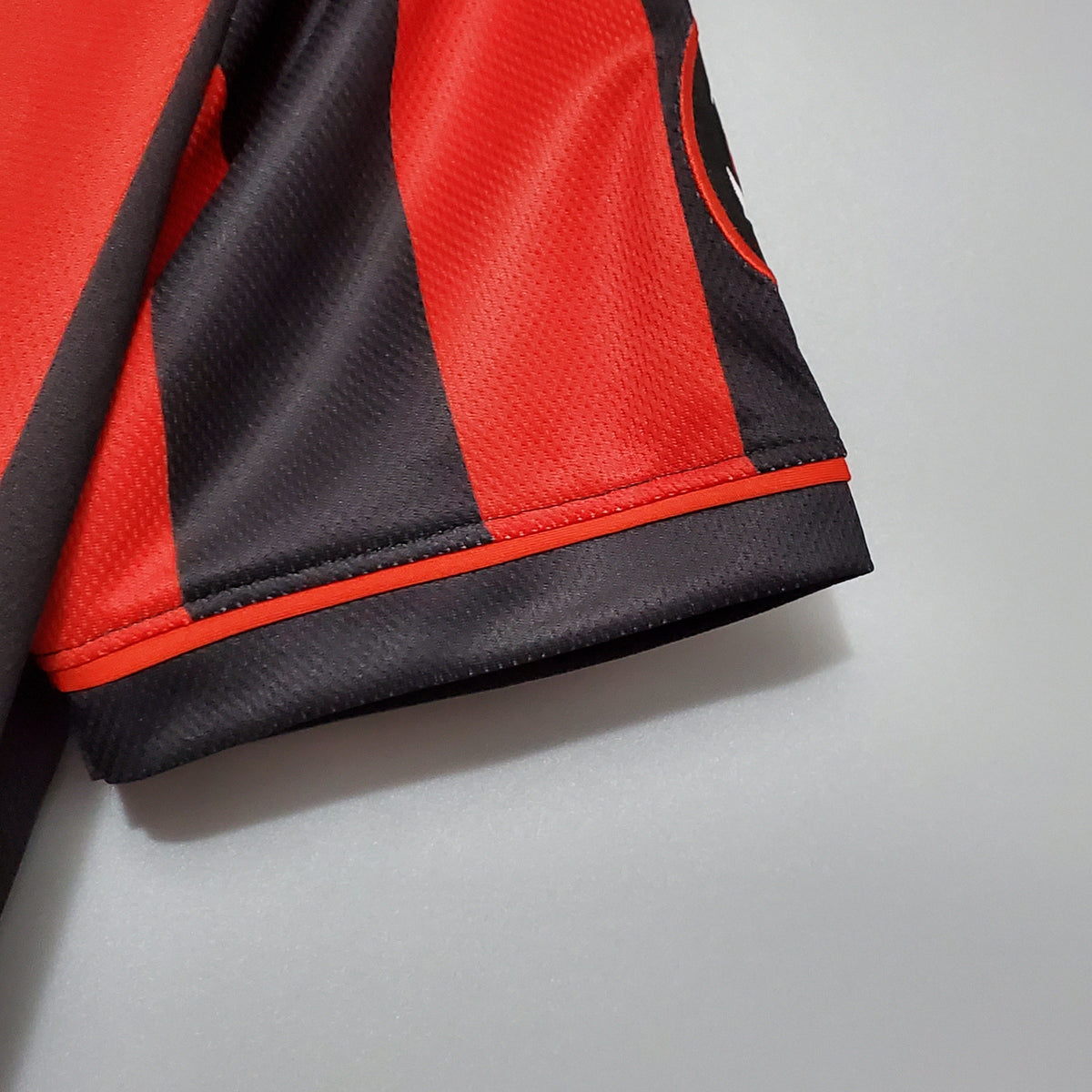 Camisa Titular Milan 96/97 - Versão Retrô