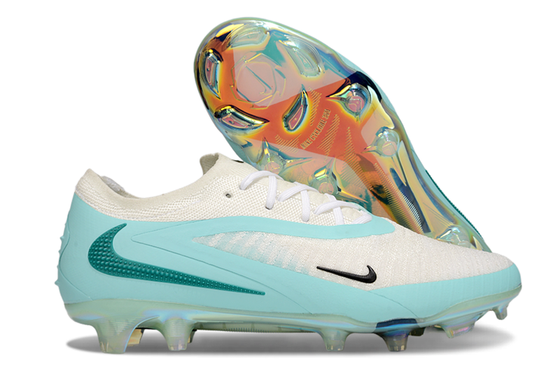 Nike Phantom GX III