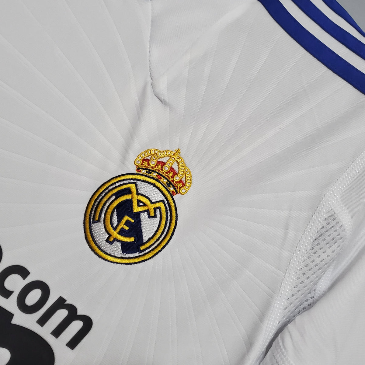 Camisa Titular do Real Madrid 10/11 - Versão Retrô