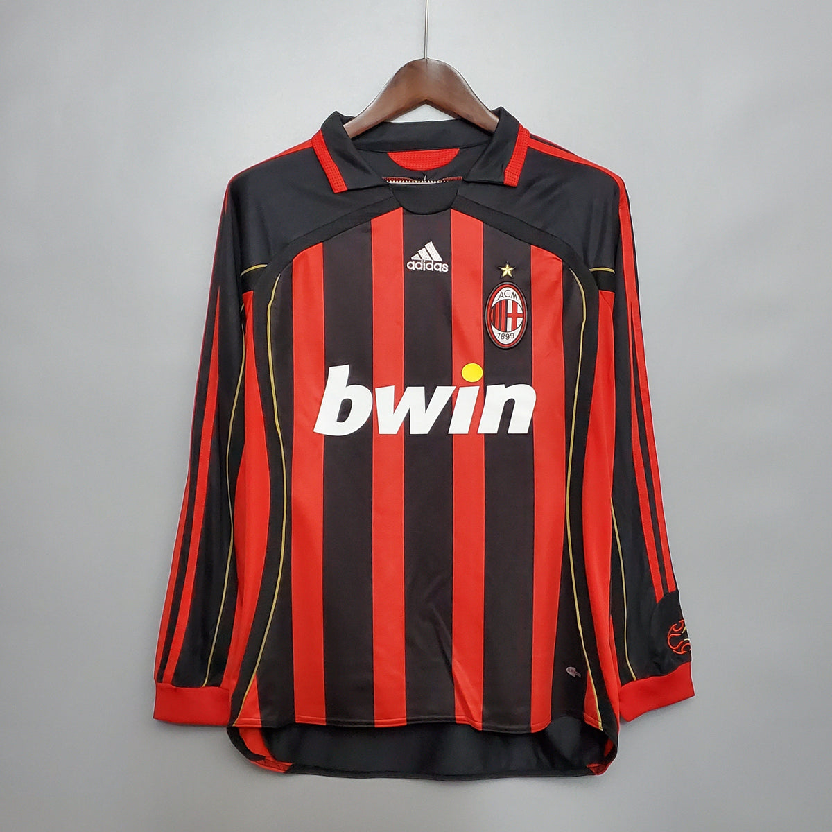 Camisa Milan Titular 06/07 - Versão Retrô Manga Comprida