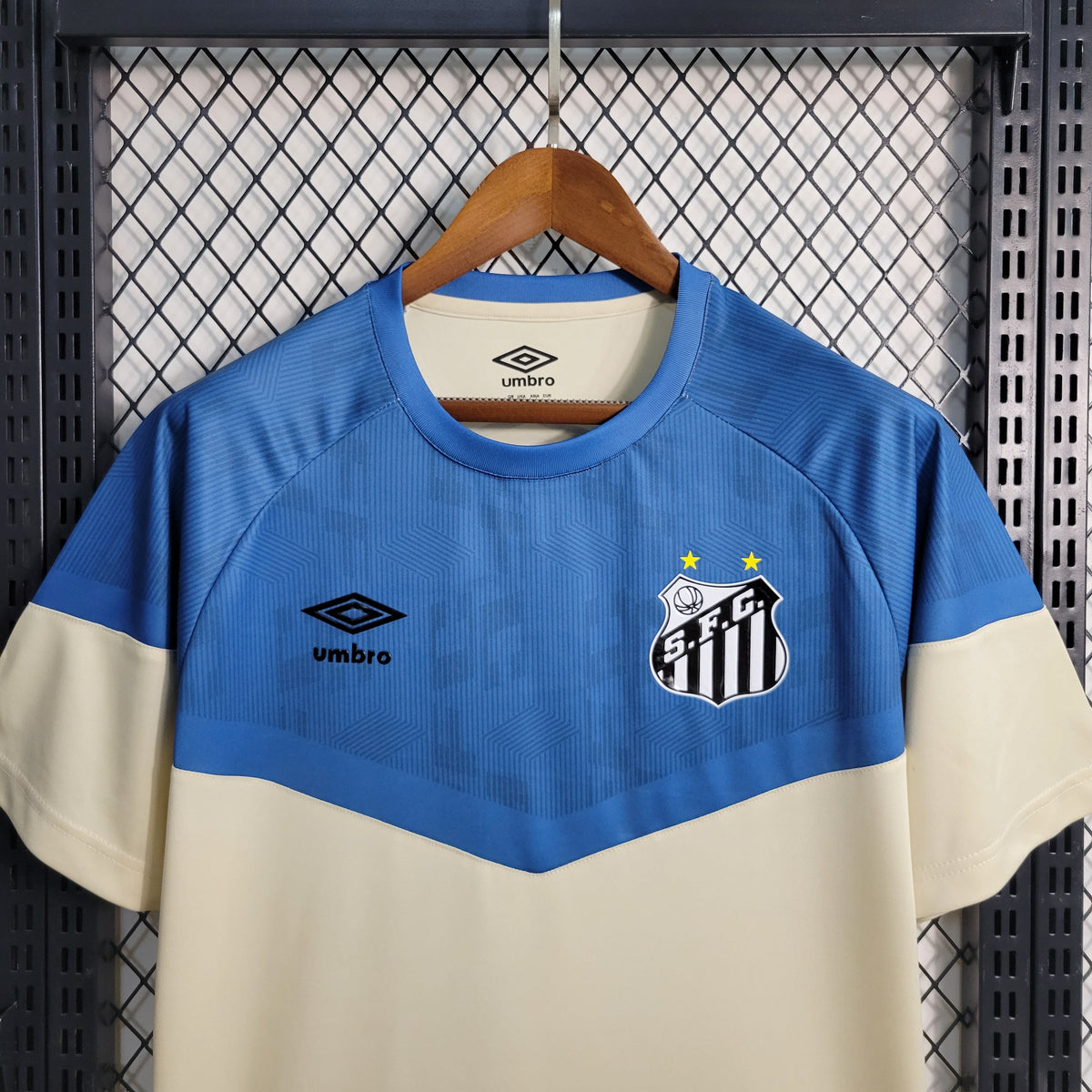 Camisa de Treino Santos 23/24 - Umbro Masculina Torcedor