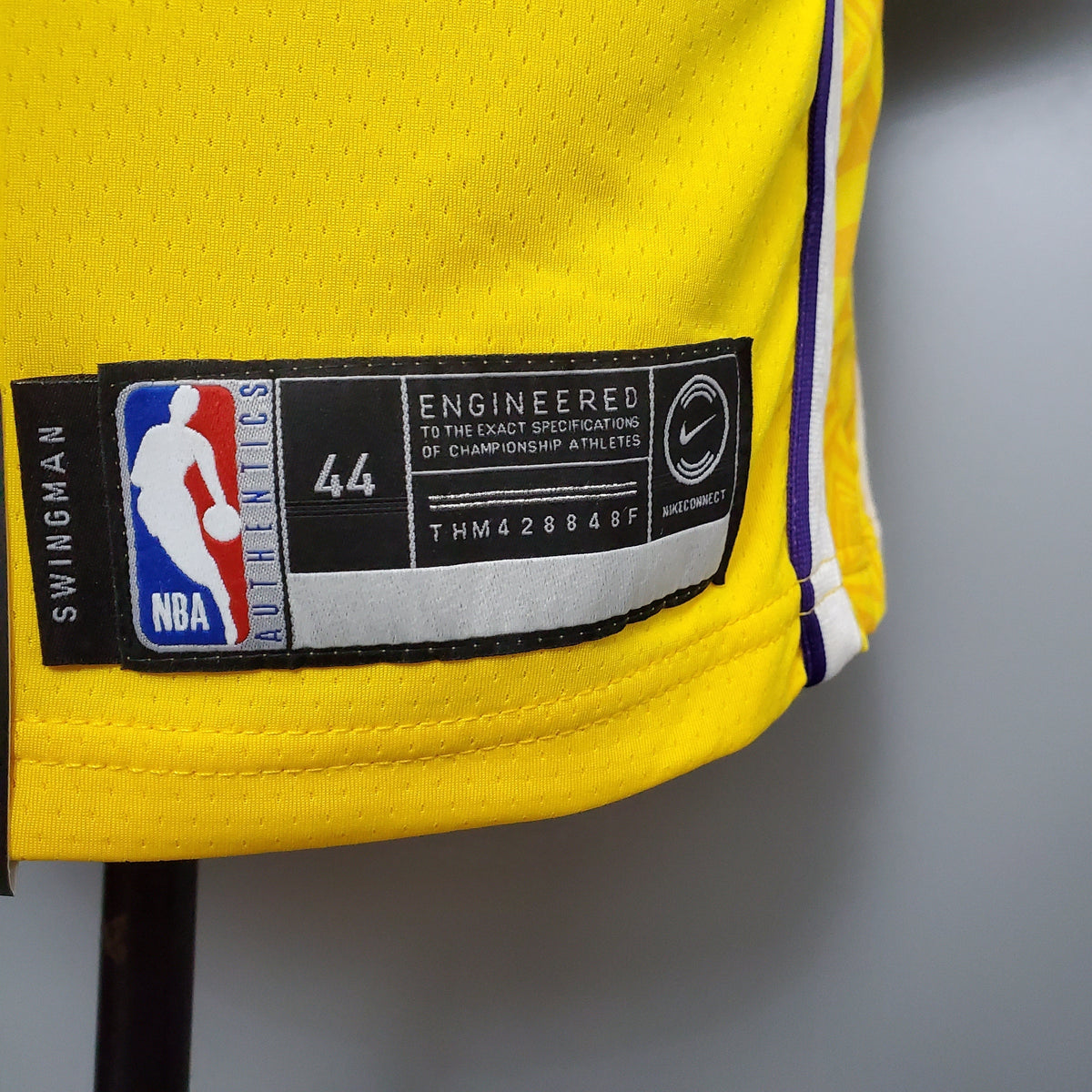 Camisa NBA Lakers #0 Kuzma Decote em V Nike Connection - 23/24
