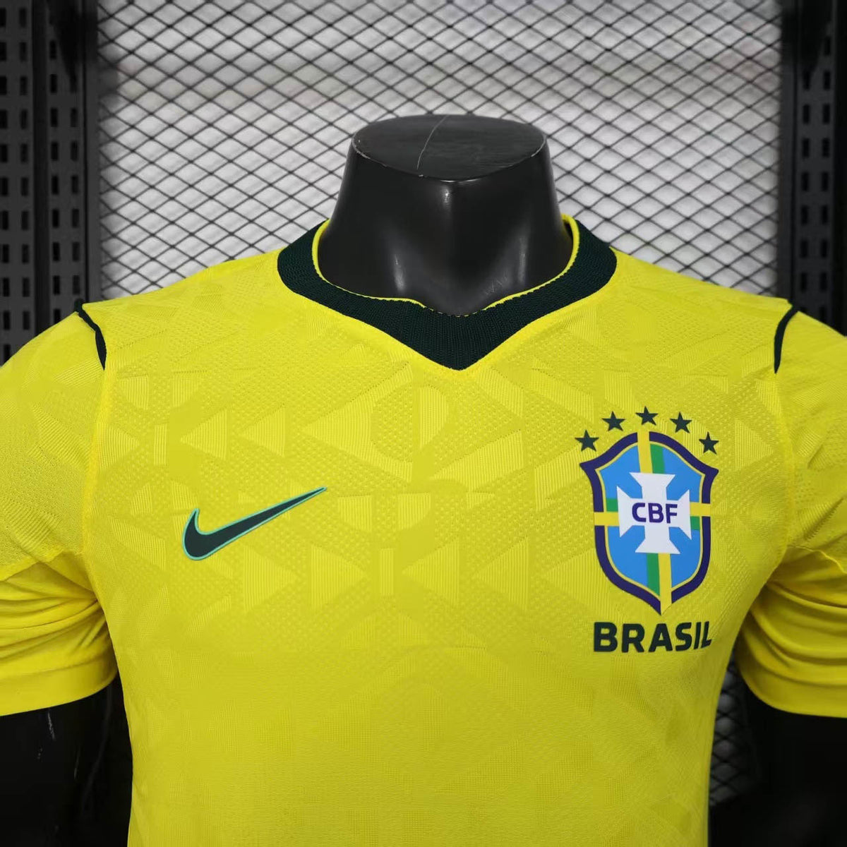 Camisa Brasil Home 2026/27 - Nike Jogador Masculina - Amarela/Verde