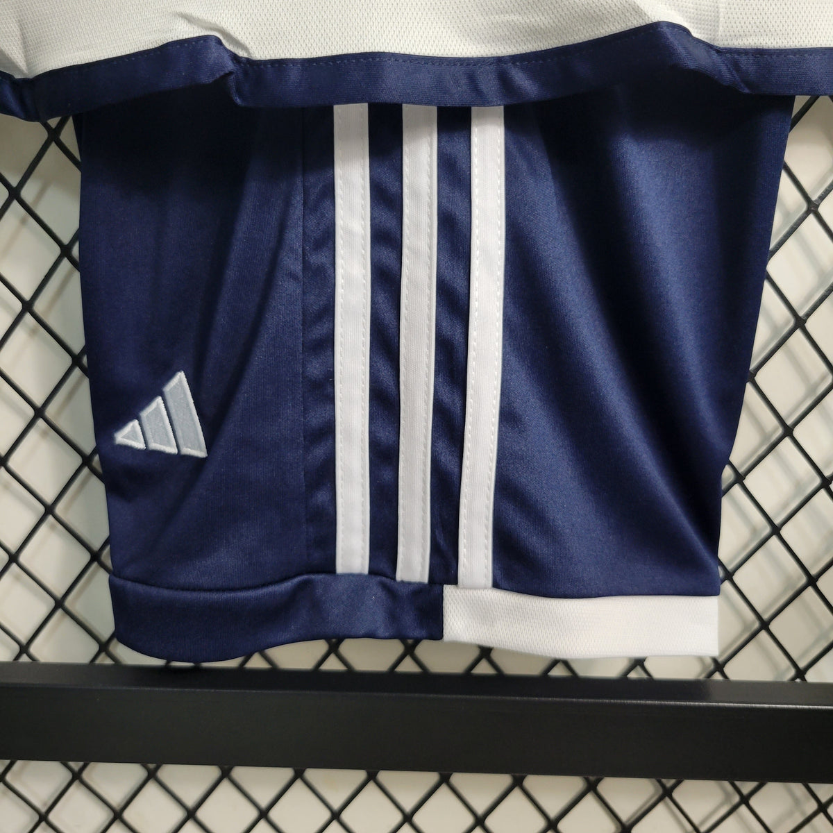 Kit Infantil Ajax Reserva 23/24