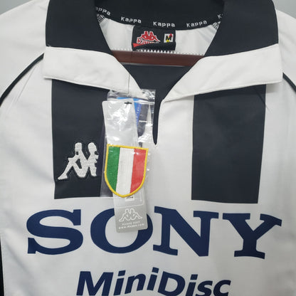 Camisa Titular da Juventus 97/98 - Versão Retrô