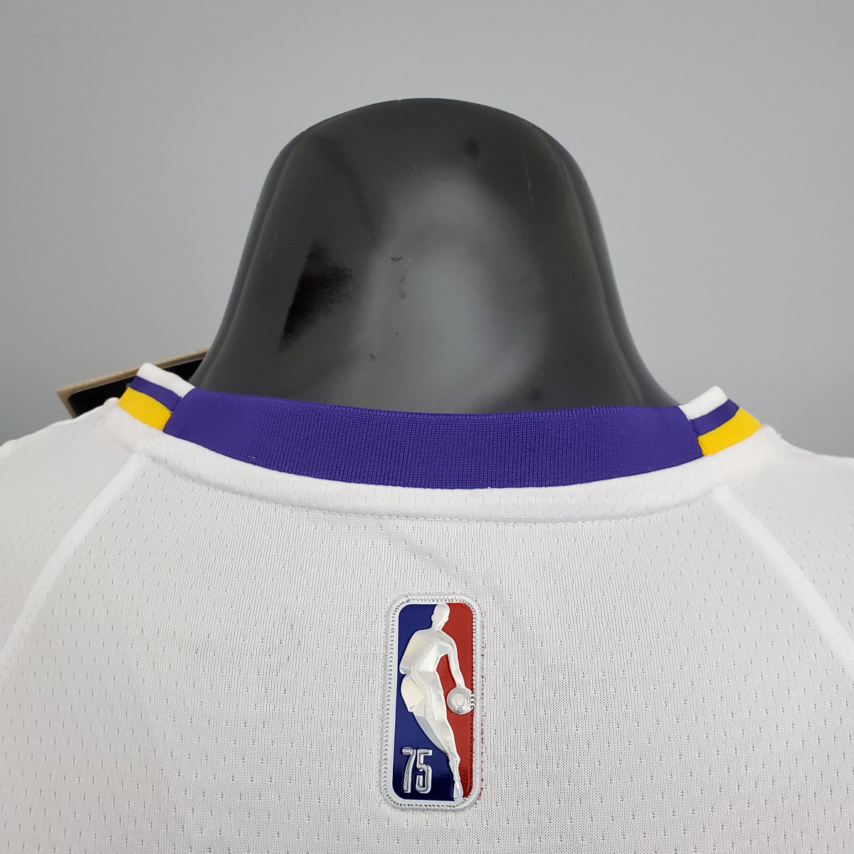 Camisa NBA Lakers #117 Master Chief Branca - 23/24