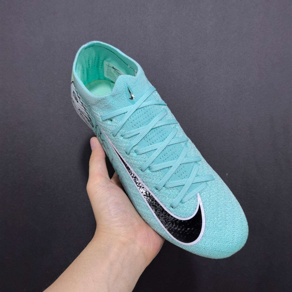 Nike Mercurial - Travas Mistas