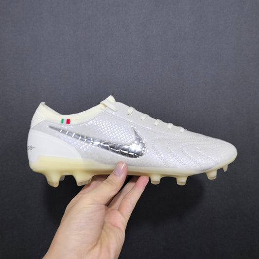 Nike Tiempo Legend