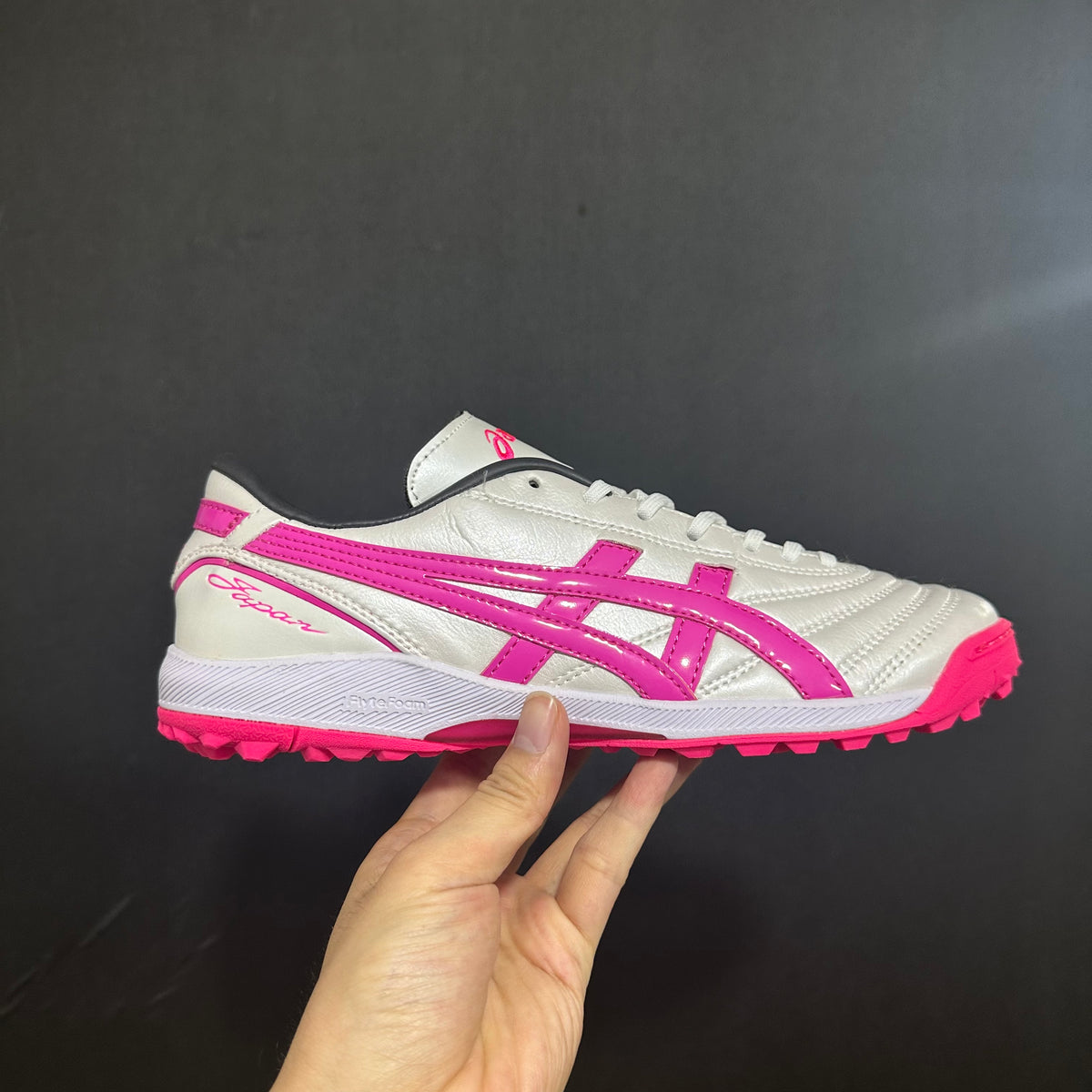 Asics Japão - Sociedade
