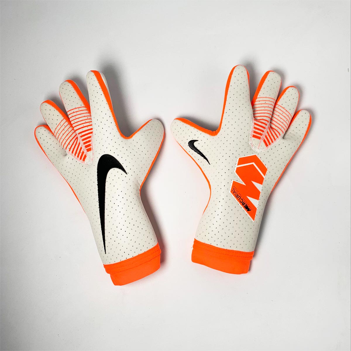 Luva - Nike Mercurial