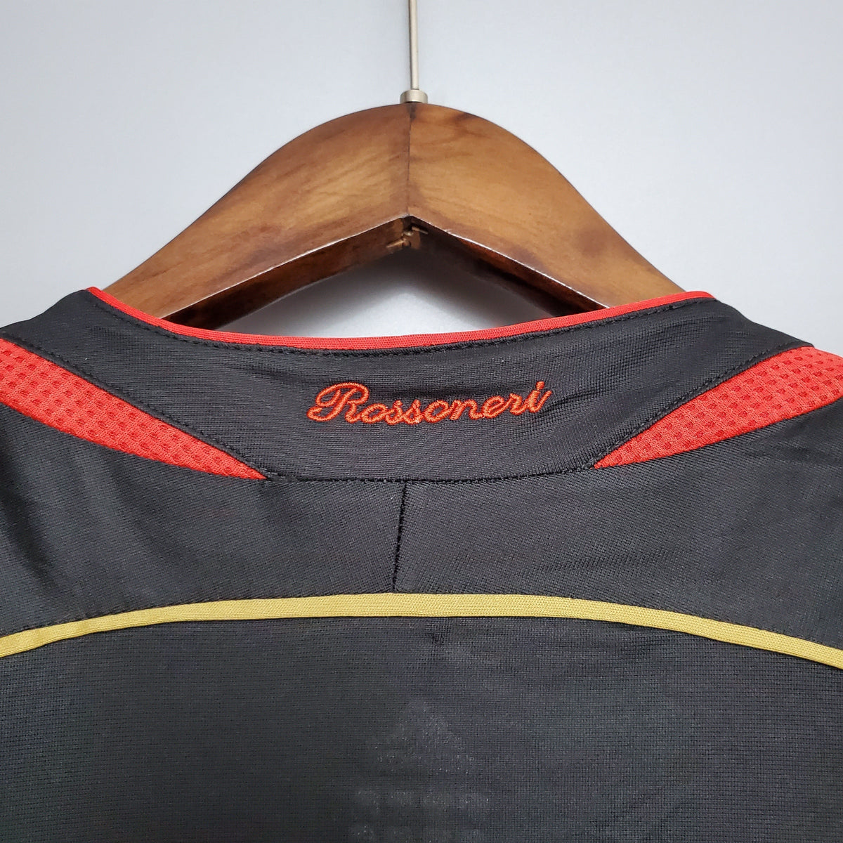 Camisa Reserva do Milan 06/07 - Versão Retrô