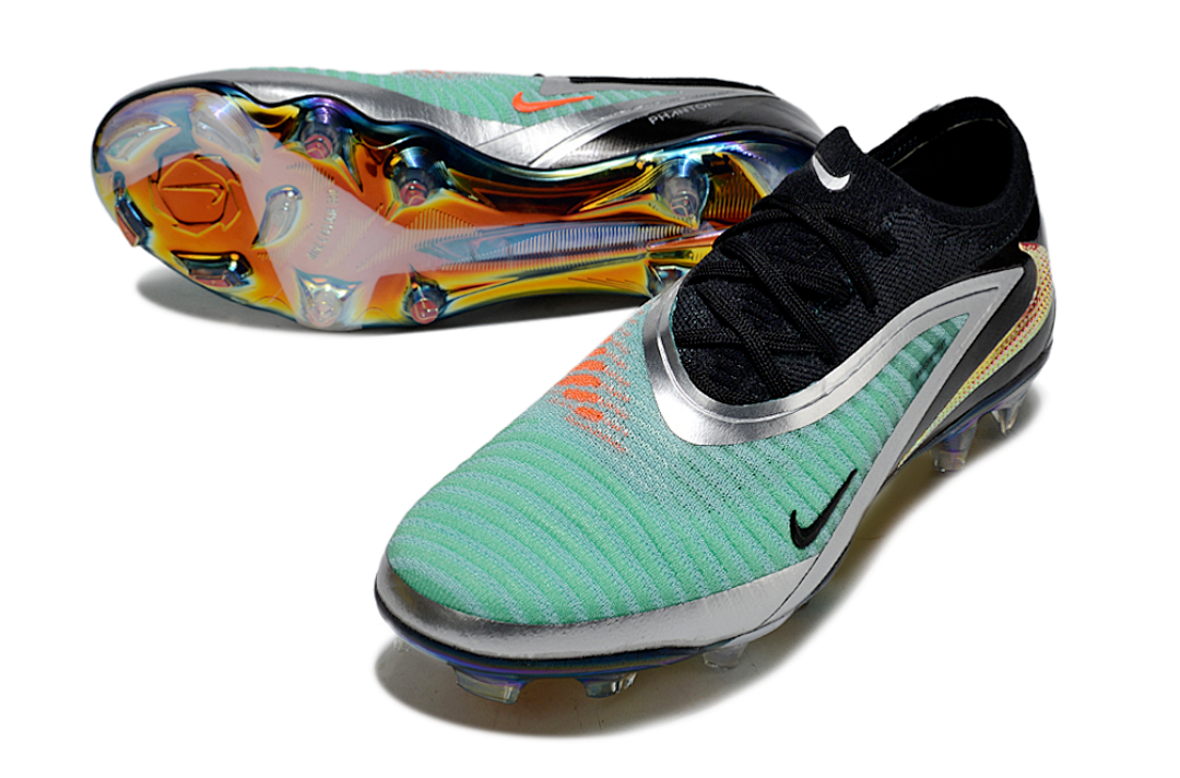 Nike Phantom GX III