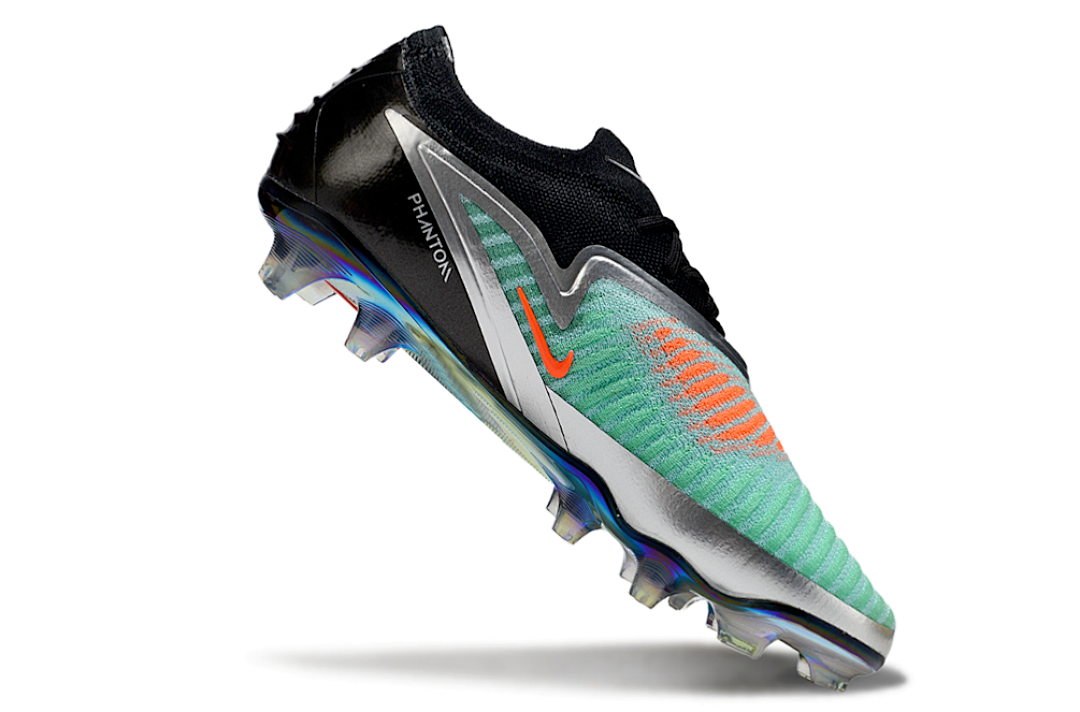 Nike Phantom GX III