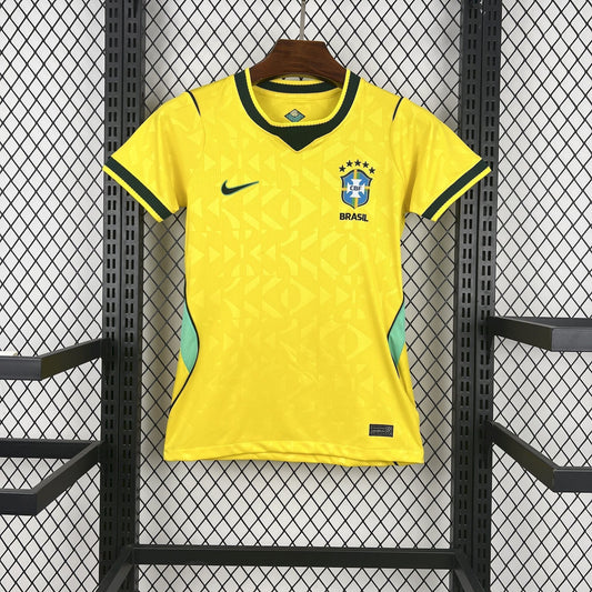 Camisa da Seleção Brasileira Home 2026/27 - Nike Torcedor Feminina - Amarela/Verde