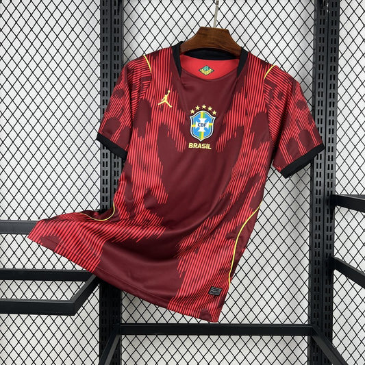 Camisa de Goleiro da Seleção Brasileira 2026/27 - Jordan Torcedor Masculina - Vermelha/Amarela