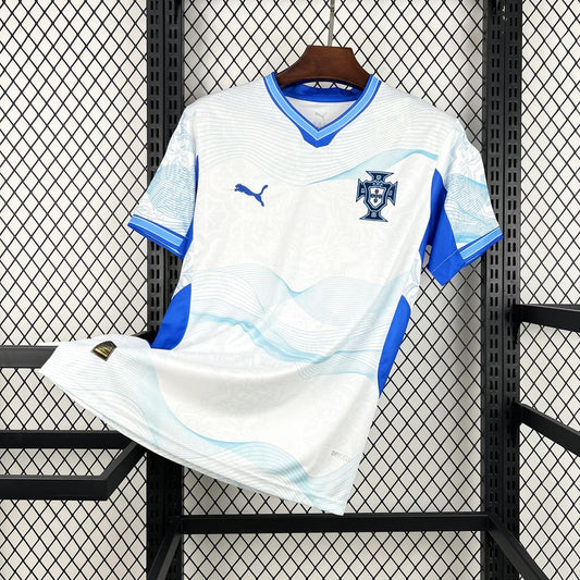Camisa Seleção Portugal Edição Especial 2026/27 - Puma Torcedor Masculina - Branca/Azul